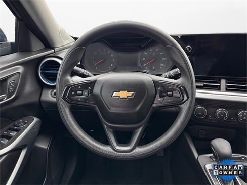 Used 2024 Chevrolet Trax LS w/ LS Convenience Package image 12