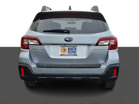 Used 2019 Subaru Outback 2.5i Limited w/ Popular Package #2 image 5