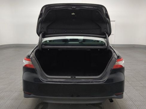 Used 2020 Toyota Camry LE FWD image 29