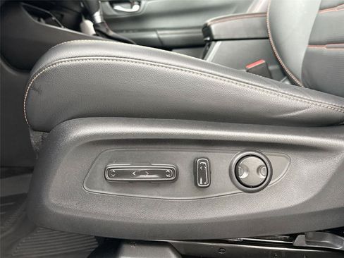 Used 2025 Honda CR-V Sport-L image 28