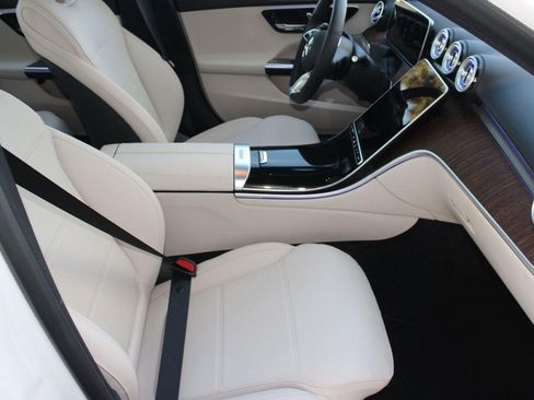 Used 2026 Mercedes-Benz C 300 Sedan image 33