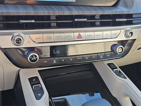 New 2025 Kia Telluride EX w/ EX Captain's Chair Package image 19