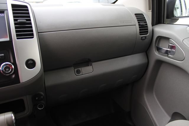 Used 2019 Nissan Frontier SV AWD/4WD image 18