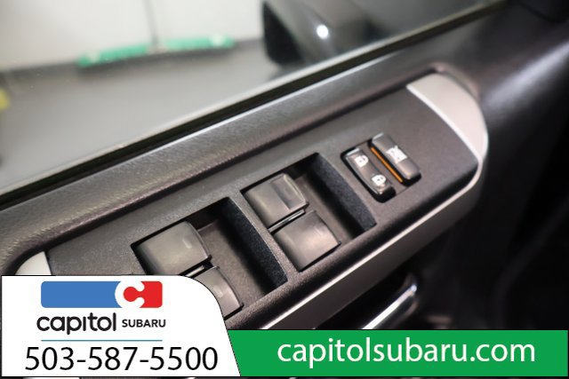 Used 2022 Toyota 4Runner SR5 AWD/4WD image 10