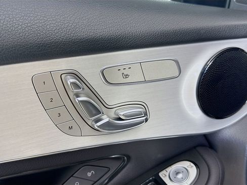 Used 2021 Mercedes-Benz GLC 300 GLC 300 w/ Premium Package image 19