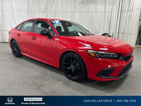 Used 2023 Honda Civic Sport image 2
