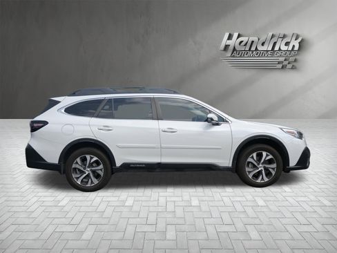 Used 2021 Subaru Outback Limited XT w/ Popular Package #2 AWD/4WD image 10