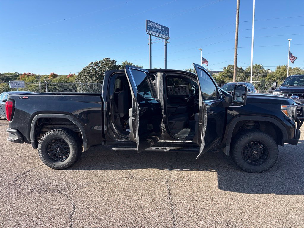 Used 2019 GMC Sierra 1500 SLE w/ X31 Off-Road Package AWD/4WD image 8