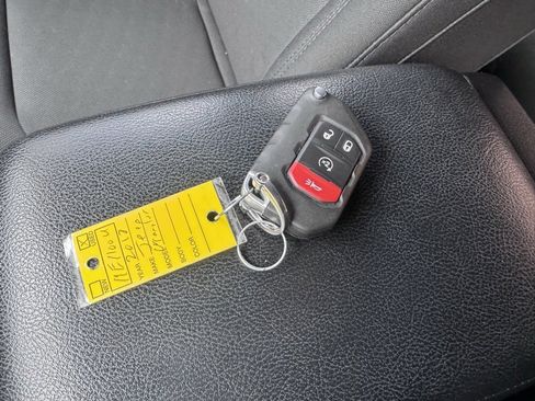 Used 2018 Jeep Wrangler Unlimited Sport S image 2