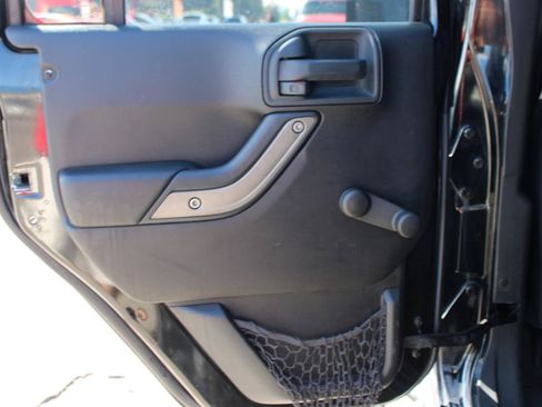 Used 2015 Jeep Wrangler Unlimited Sport AWD/4WD image 42