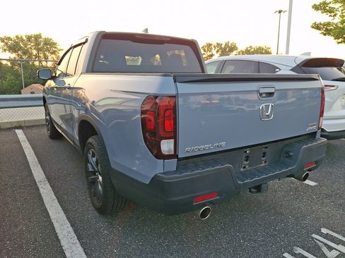 Used 2023 Honda Ridgeline Sport image 3