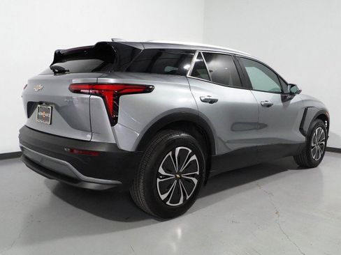 Used 2024 Chevrolet Blazer EV LT image 5