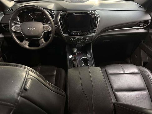 Used 2023 Chevrolet Traverse RS AWD/4WD image 19