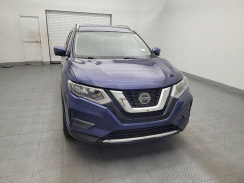 Used 2018 Nissan Rogue SV w/ Premium Package FWD image 14