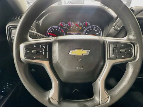 Used 2022 Chevrolet Silverado 1500 Custom w/ Safety Confidence Package RWD image 17