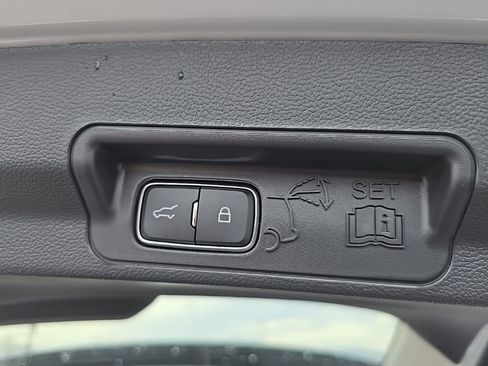 New 2026 Ford Explorer Active w/ Active Comfort Package image 65