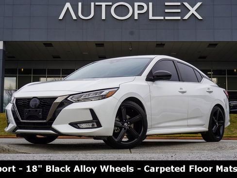Used 2022 Nissan Sentra SR image 1