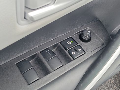 Certified 2025 Toyota Corolla SE image 20