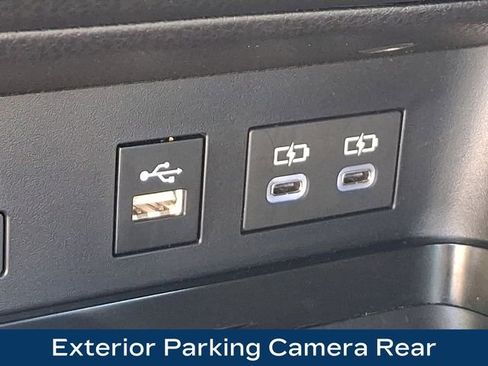Used 2025 Toyota Camry SE w/ Convenience Package AWD/4WD image 17