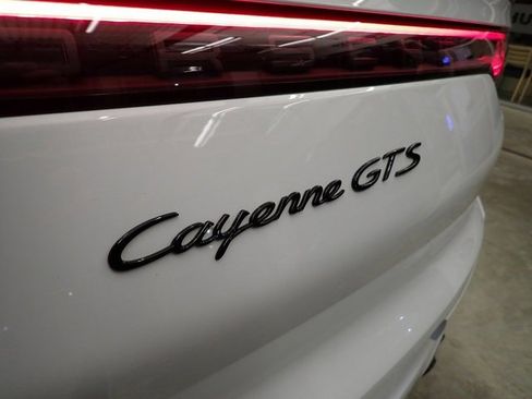 Used 2023 Porsche Cayenne GTS image 6