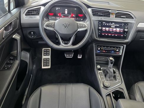 Used 2023 Volkswagen Tiguan SE R-Line AWD/4WD image 12