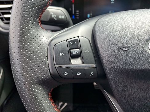 Used 2024 Ford Escape ST-Line FWD image 17