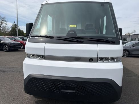 Used 2024 Chevrolet Brightdrop 600 w/ Battery Pack, Max Range AWD/4WD image 8