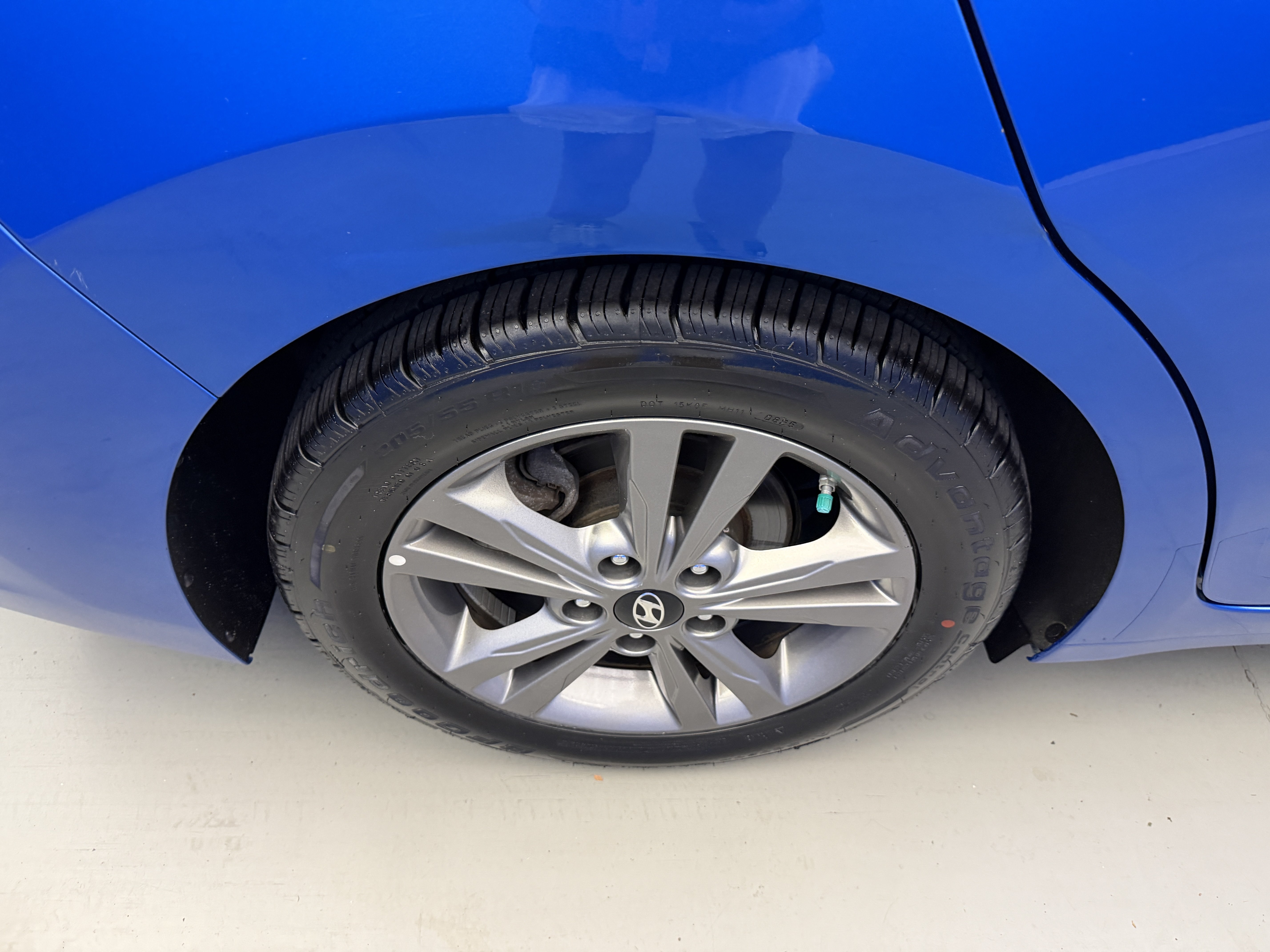 Used 2018 Hyundai Elantra Value Edition w/ Cargo Package FWD image 8