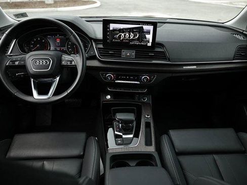 Certified 2024 Audi Q5 2.0T Premium w/ Convenience Package image 25