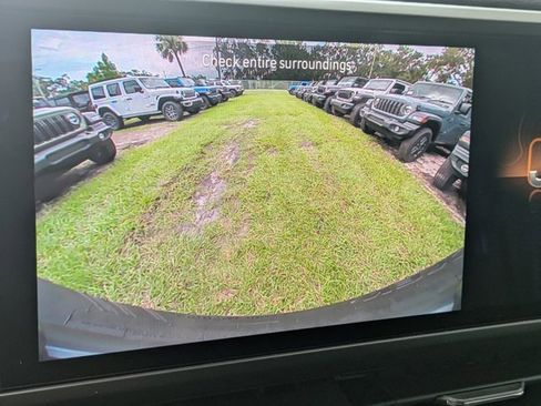 New 2025 Jeep Wrangler Sport S image 18