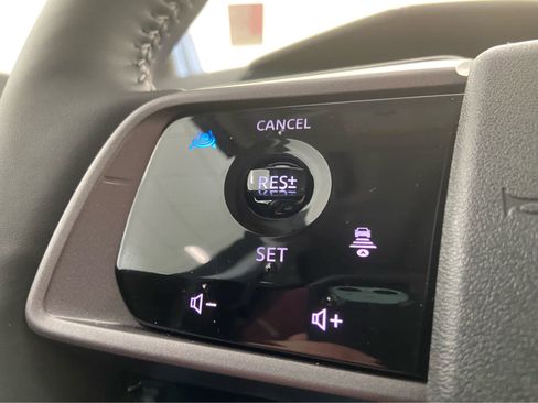 Used 2025 Nissan Murano SL w/ Cargo Package image 21