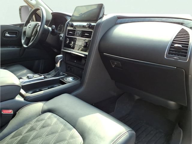 Used 2024 Nissan Armada Platinum w/ Captain's Chairs Package RWD image 21