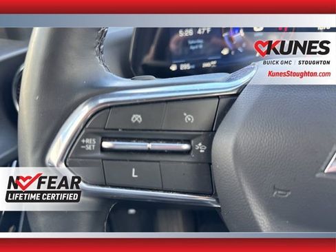 Used 2025 Chevrolet Equinox LT AWD/4WD image 23