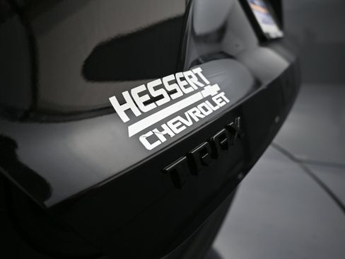 New 2026 Chevrolet Trax LT w/ Midnight Edition FWD image 33