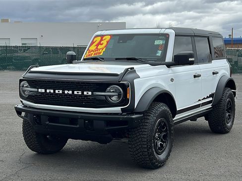 Used 2023 Ford Bronco Wildtrak AWD/4WD image 1