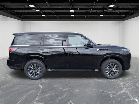 New 2026 INFINITI QX80 Pure w/ Cargo Package image 6
