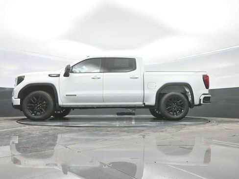 New 2026 GMC Sierra 1500 Elevation image 24