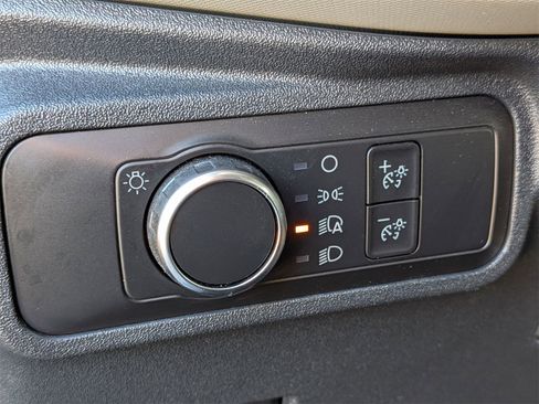 Used 2022 Ford Bronco Badlands image 16