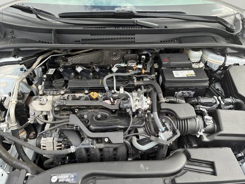 Used 2025 Toyota Corolla LE image 30