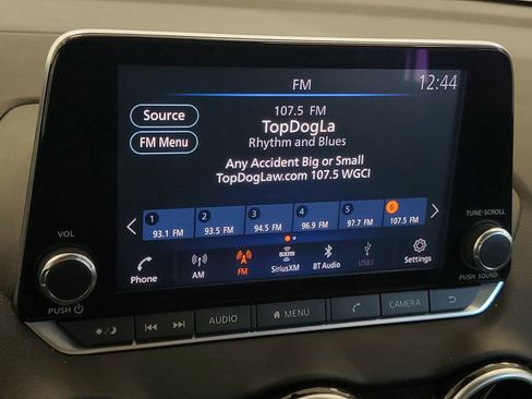 Used 2020 Nissan Sentra SV FWD image 22