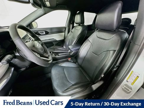 Used 2023 Jeep Compass Limited AWD/4WD image 26