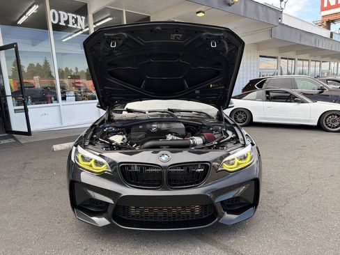 Used 2018 BMW M2 RWD image 16