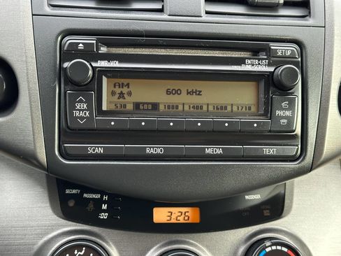 Used 2012 Toyota RAV4 4WD image 38