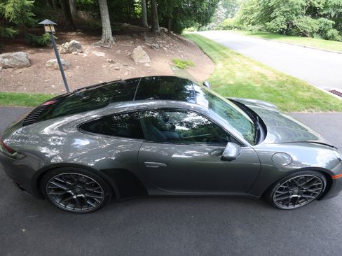 Used 2021 Porsche 911 Carrera 4S AWD/4WD image 52