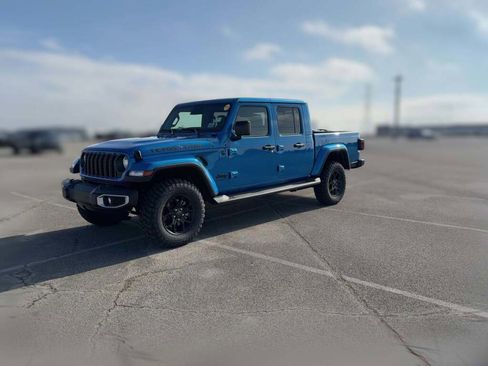 New 2026 Jeep Gladiator Sport image 4