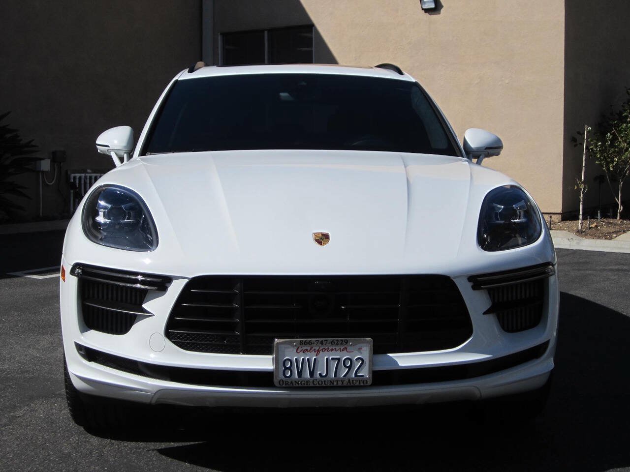 Used 2020 Porsche Macan Turbo AWD/4WD image 8