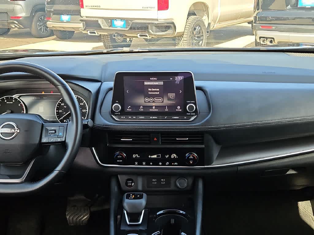 Used 2025 Nissan Rogue SV FWD image 14