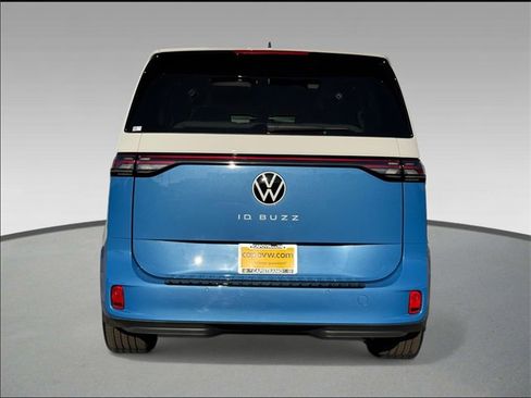 New 2025 Volkswagen ID. Buzz 1st Edition image 5