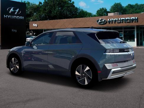 New 2026 Hyundai Ioniq 5 SEL image 4