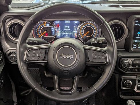 Used 2022 Jeep Wrangler Unlimited Sport image 15